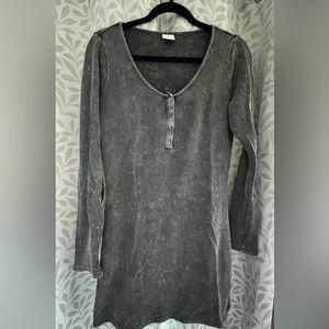 ❗️💲CLOSEOUT SALE: $5 💲❗️- PINK Victoria's Secret Charcoal Long Sleeve Sleep Top